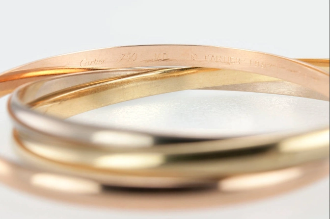 Trinity Bracelet Gold: Ultimate Guide to Meaning, Styles & Buying Tips