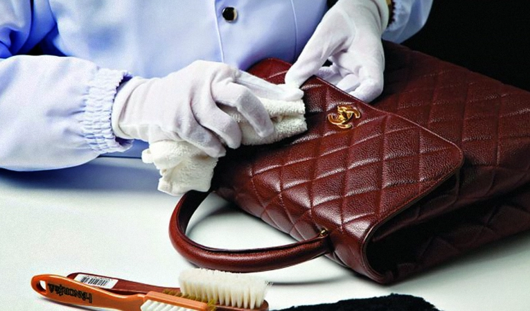 how to condition leather bag how to condition leather bag