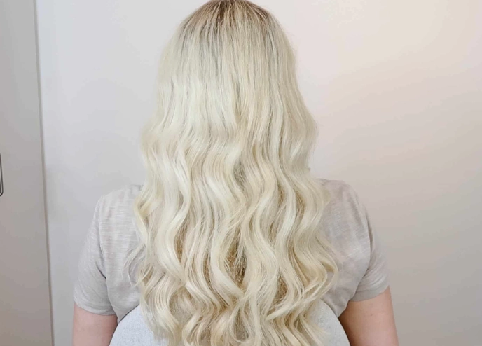 How to Curl Long Hair with a Straightener: A Beginner's Step-by-Step Guide