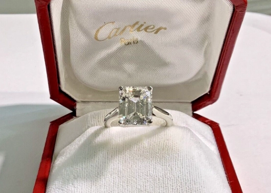 Cartier vs Tiffany engagement rings Cartier vs Tiffany engagement rings