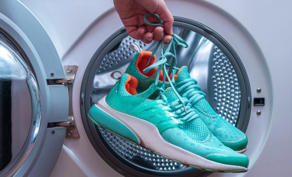 how to clean sneakers in washer how to clean sneakers in washer