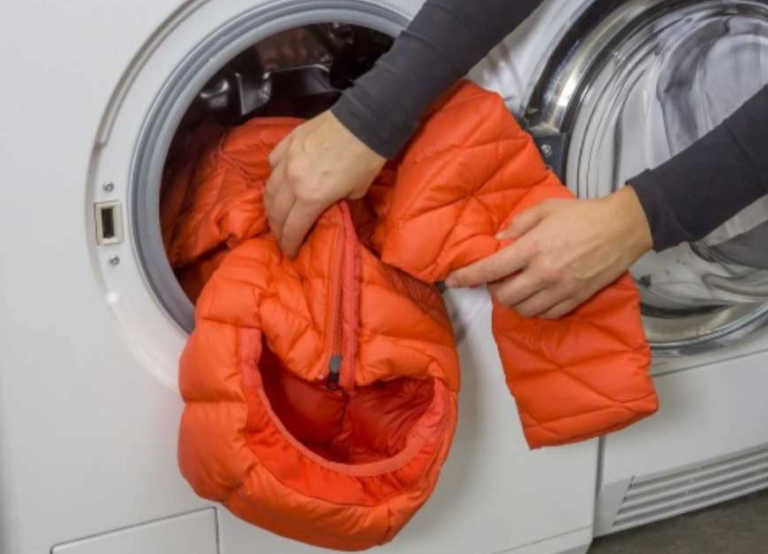 How to Wash a Down Jacket: A Complete Guide for Lasting Warmth