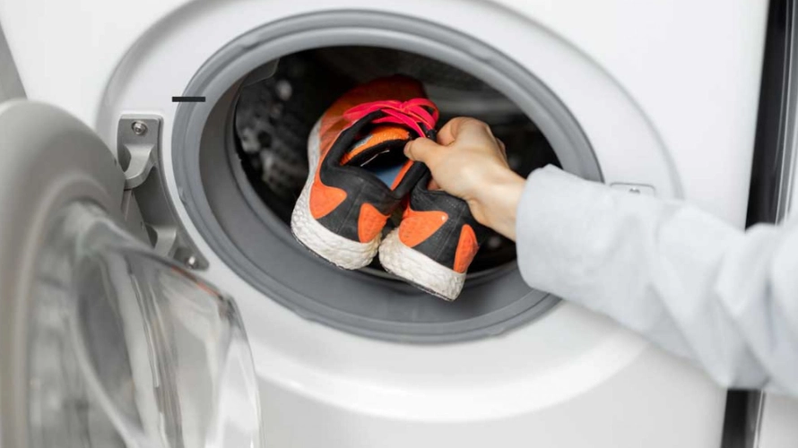 clean sneakers in washer clean sneakers in washer
