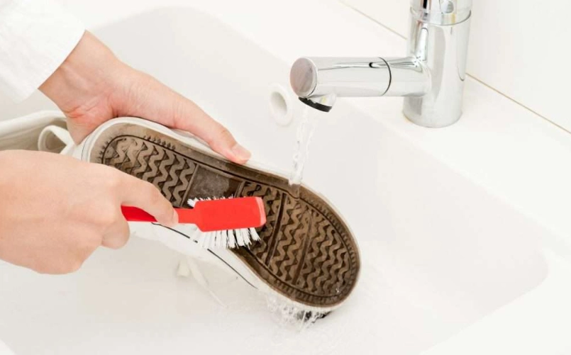 wash tennis shoes wash tennis shoes