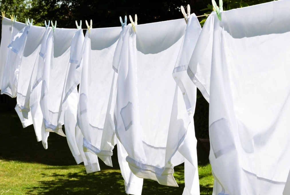 How to Wash White Clothes: The Ultimate Guide to Keeping Them Bright