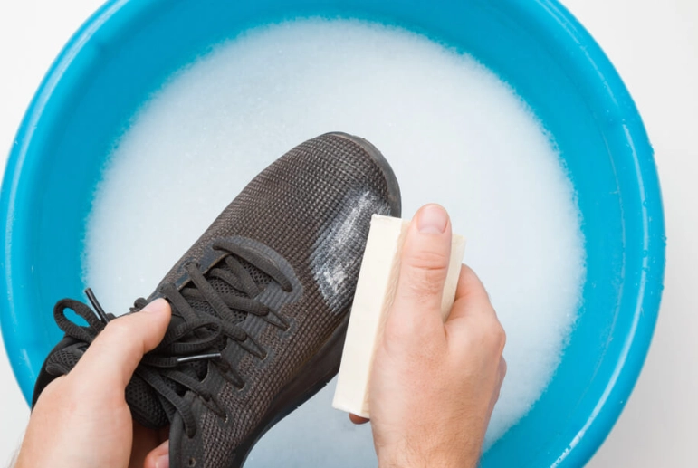 how to wash shoes in washing machine how to wash shoes in washing machine