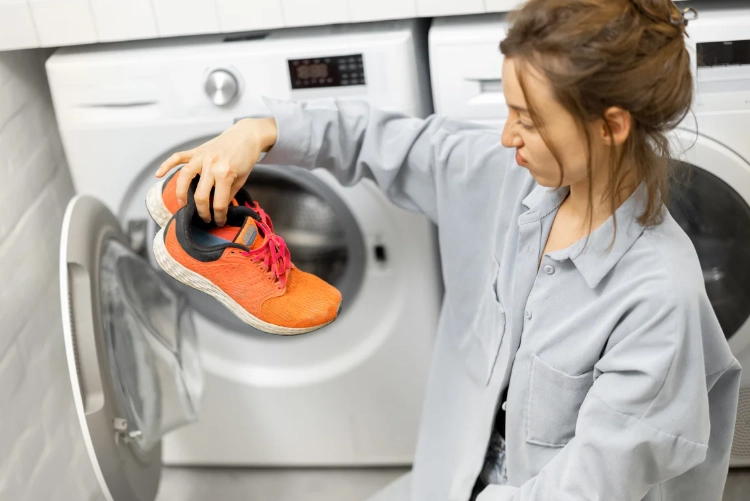 clean sneakers in washer clean sneakers in washer