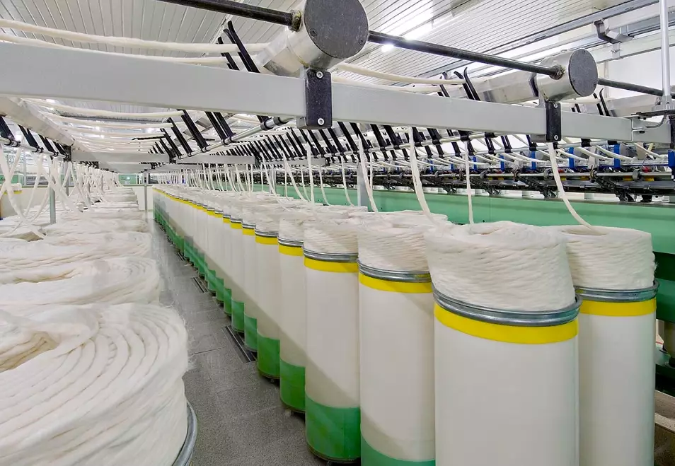 From Cotton Boll to Fabric: The Complete Journey of Cotton Manufacturing