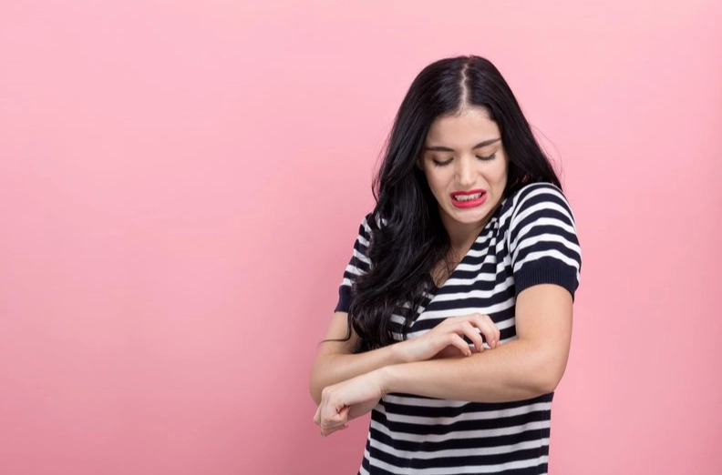 Fabric Allergies: Why Your Clothes Itch & How to Stop It